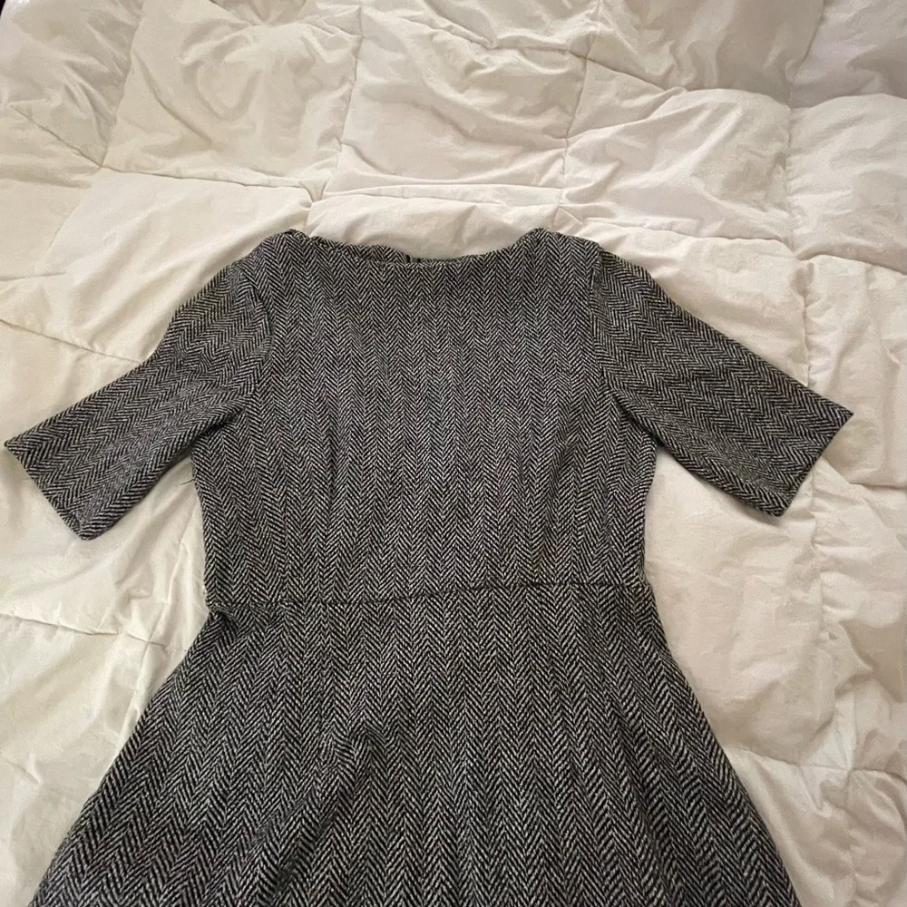 Zara Women’s wool mid length dress - Picture 2 of 5